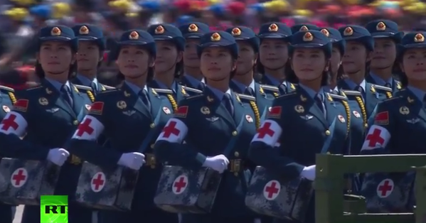 female chinese soldiers victory day parade
